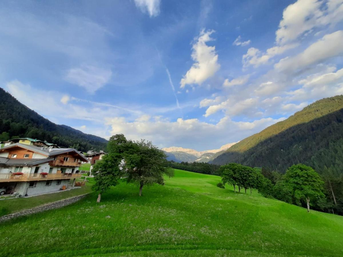 Apartament Dolomiti Di Brenta House Madonna Zewnętrze zdjęcie