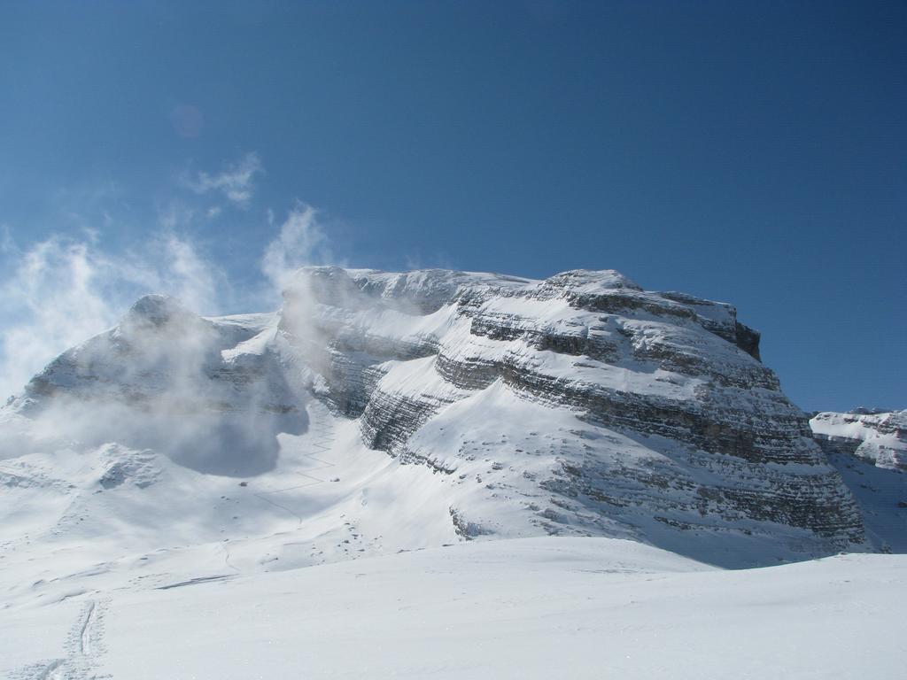 Apartament Dolomiti Di Brenta House Madonna Pokój zdjęcie